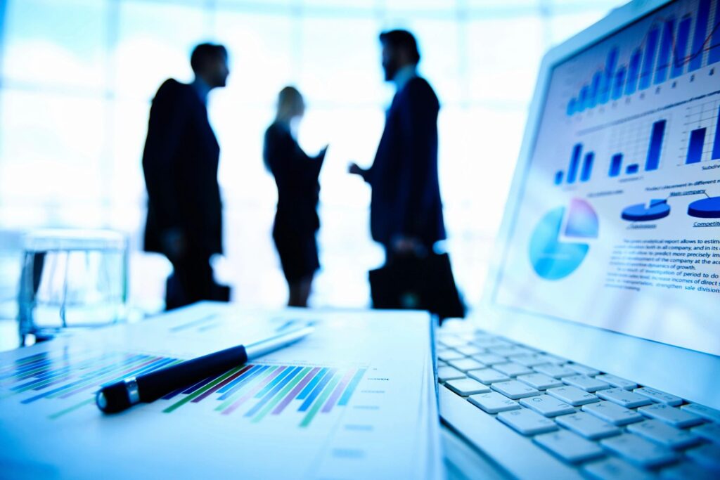 B2B Manufacturing Buyer Journey: The Dual Performance System That Wins Complex Sales